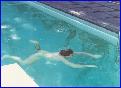 Résultat de recherche d'images pour "david hockney piscine"